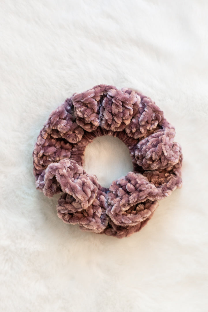 Jumbo Velvet Scrunchie
