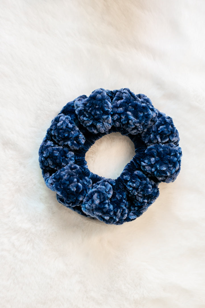 Jumbo Velvet Scrunchie