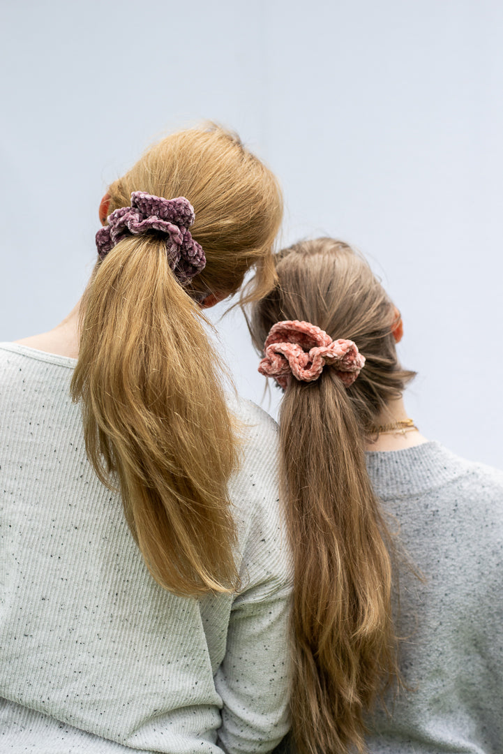 Jumbo Velvet Scrunchie