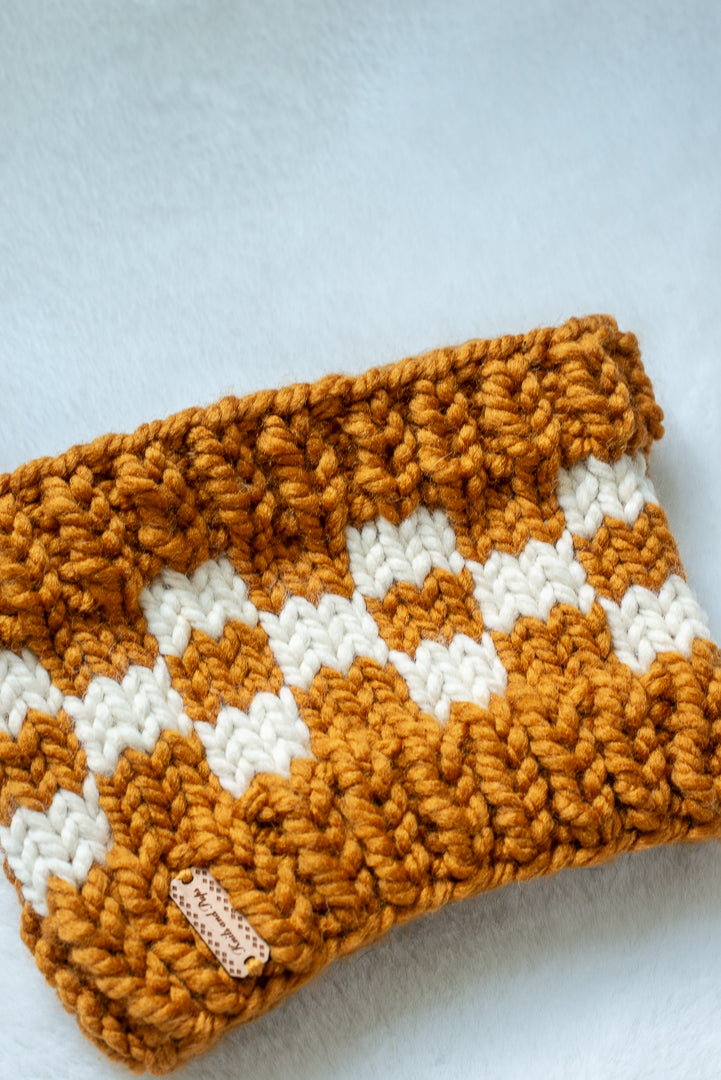 Matching Checkered Beanie & Cowl Set