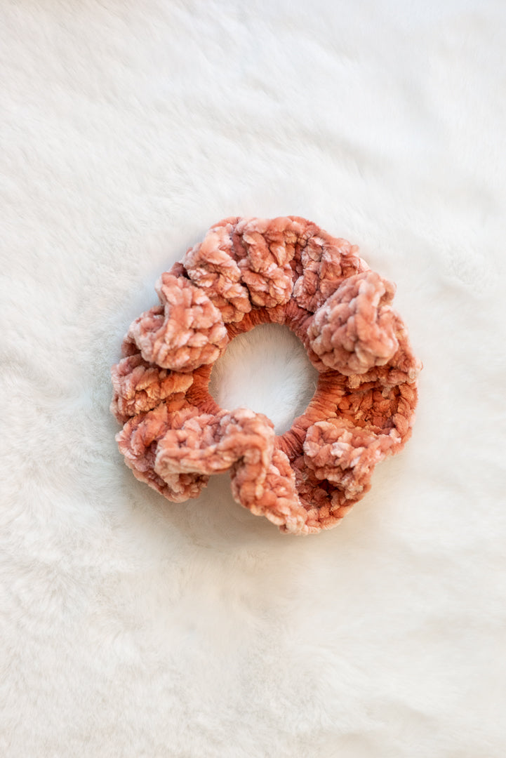 Jumbo Velvet Scrunchie